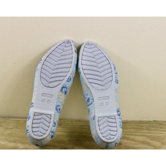 New Crocs Shoes Women 9 Floral Print Comfort Eve Graphic Pastel Slip On - Picture 4 of 5